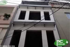 Ngôi nhà 3 tầng kết cấu khung thép tiền chế và gạch bê tông khí chưng áp
